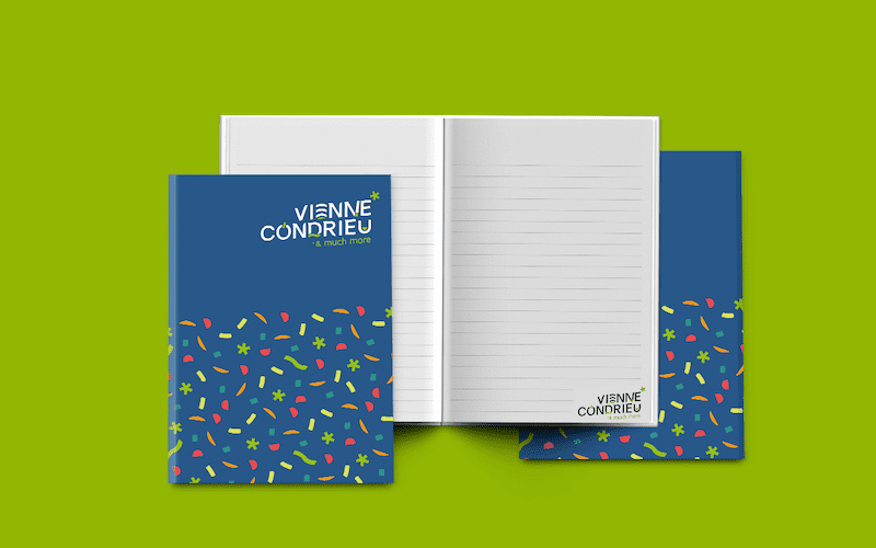 création d'un branding - mockup d'un carnet
